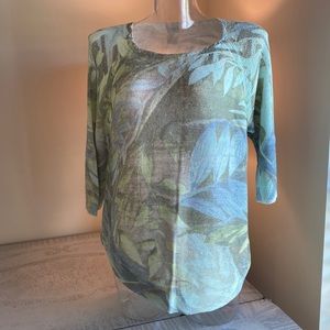 Chico’s pullover sweater in a lovely shades of green botonical print Sz 12
